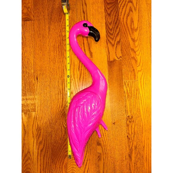 Blow Mold 20" Pink Flamingo Plastic Yard Decoration - Picture 1 of 1